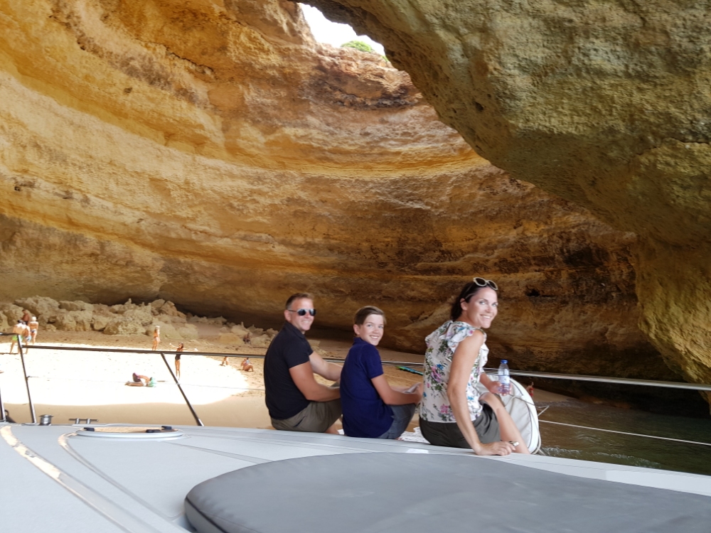 Benagil Cave Yacht Charter - Algarve Activities 